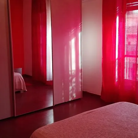 Zuccarello Touristic Appartement *